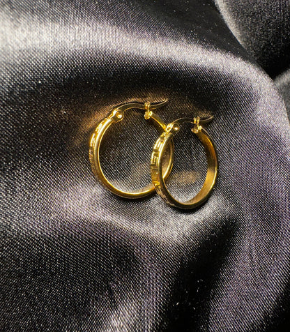 Rih hoop earrings