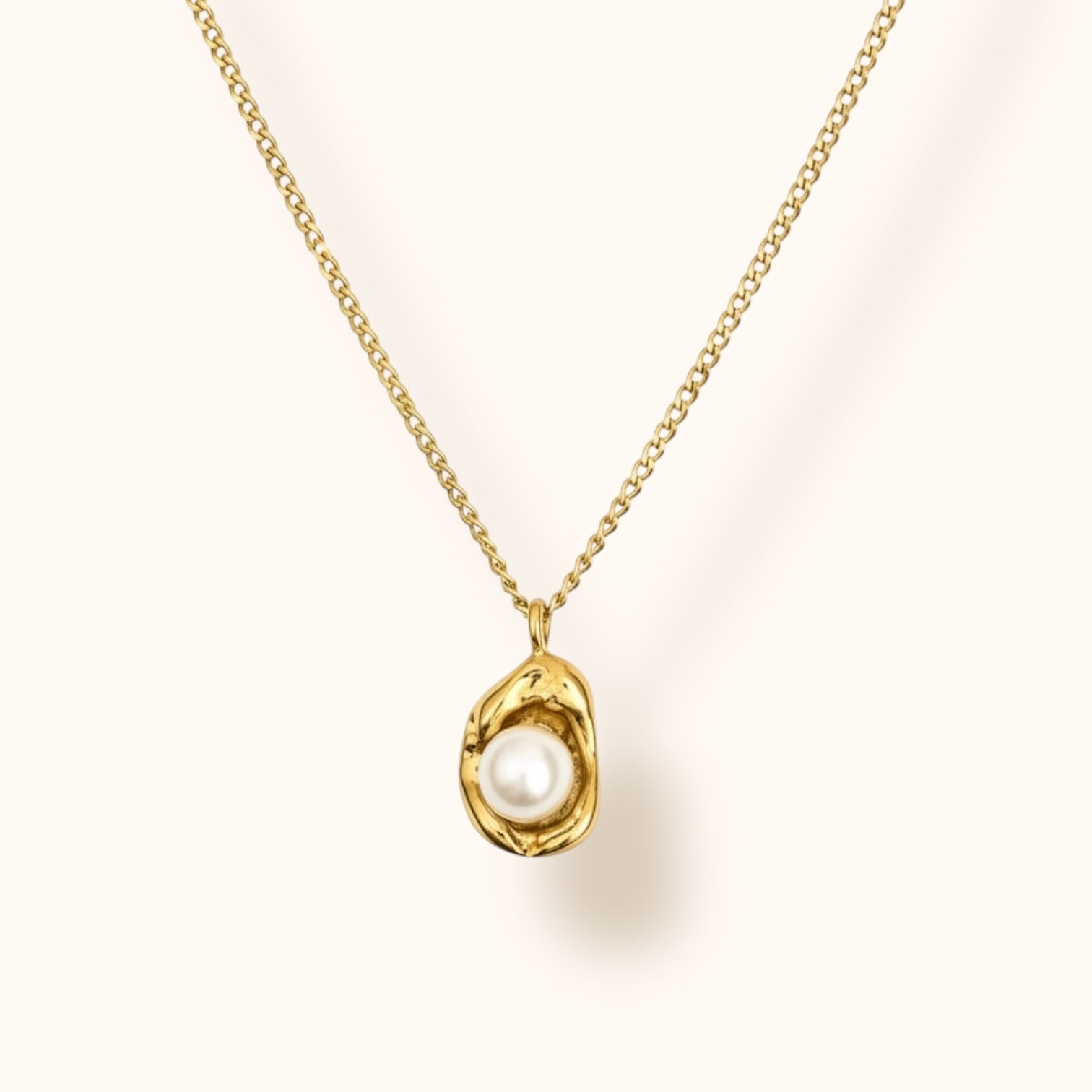 Elegant gold plated necklace with pearl drop pendant